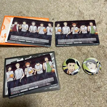 애니메이션 캐릭터 엽서 & 캔뱃지 세트