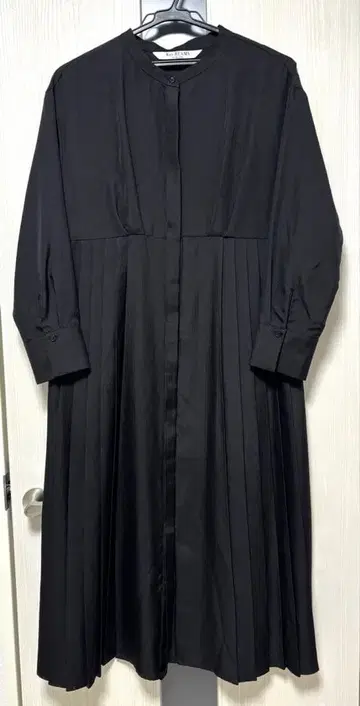 [ 새상품급 ] Ray BEAMS 헤링본 플리츠 절개 원피스 블랙