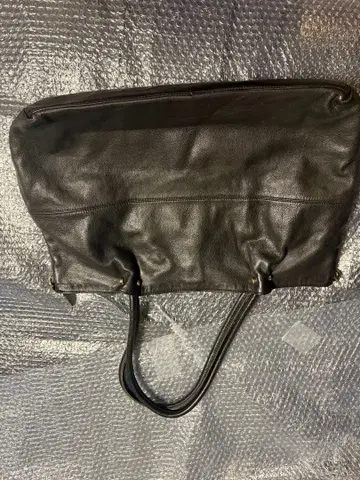 블랙 인조 가죽 숄더백