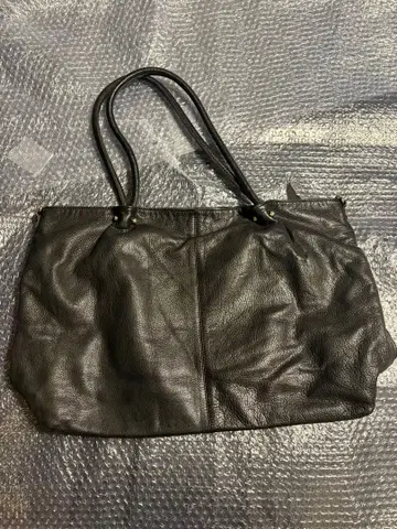 블랙 인조 가죽 숄더백