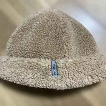 Marmot 보아 니트 모자 베이지