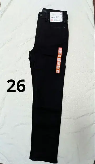 새상품 유니클로 히트텍 울트라 스트레치 슬림 청바지 26인치