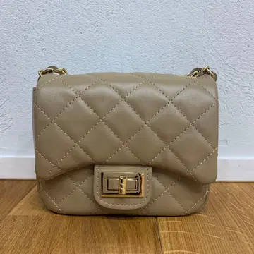 오우렌 퀼팅 체인 숄더백