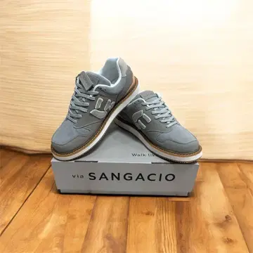 뉴 스니커즈 26cm