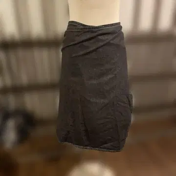 다크 그레이 데님 랩스커트