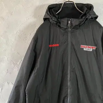 빈티지 폴리 자켓 풀 집업 충전솜 원 포인트 자수 블랙 LO5