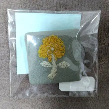 미나 페르호넨 생큐 베리 배지