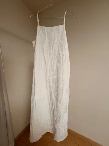 PUMA 화이트 스트랩 원피스 방수 M