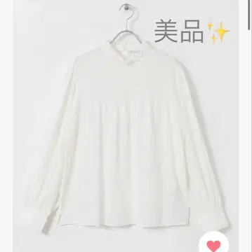 어반 리서치 도어스 핀턱 프릴 스탠드 카라 블라우스