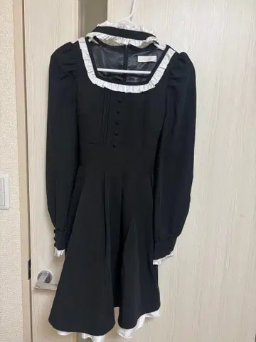 pium 초커 프릴 도리 원피스