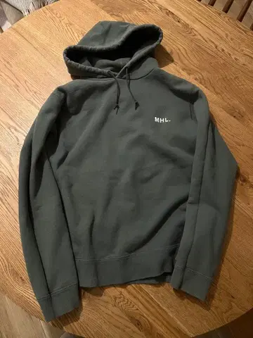 MHL. 후드티