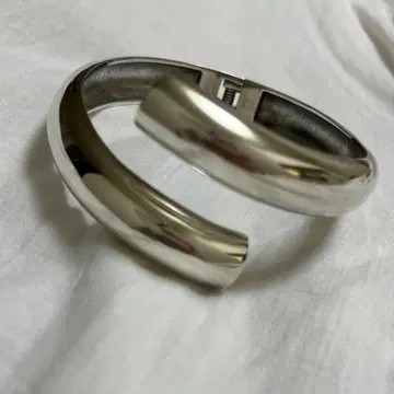 Amerivintage UPPER ARM BANGLE