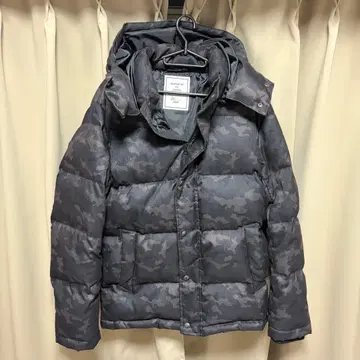08proDuct 다운 자켓 L 블랙 카모플라쥬 일본제 다운 사용 적음