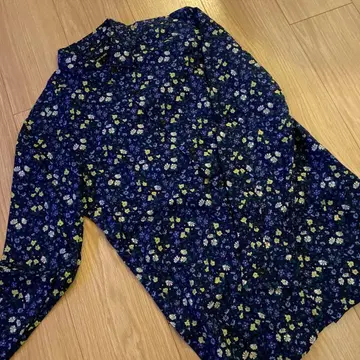 COMME CA MEN x LIBERTY 꽃무늬 S 네이비 꼼사맨