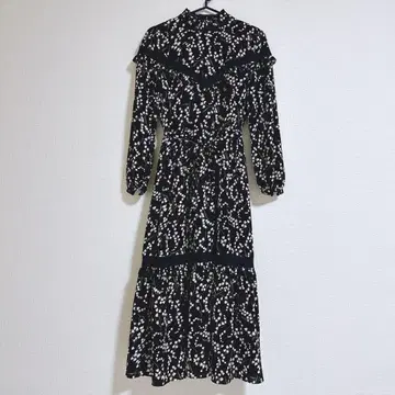 chesty 스즈란 원피스 블랙