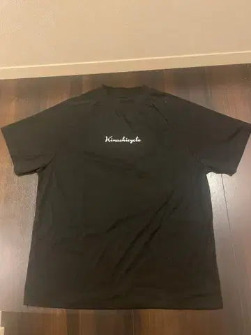 기나시 사이클 Kinashicycle 블랙 모크넥T셔츠