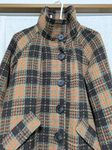 코트 체크 무늬 레트로 귀여워!