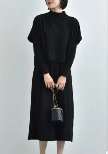 [ 미사용 새상품 ] 케이블 탑 & 니트 원피스 세트