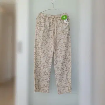 [ 새상품 ] CELLANT 와이드 팬츠 M 사이즈 아이보리