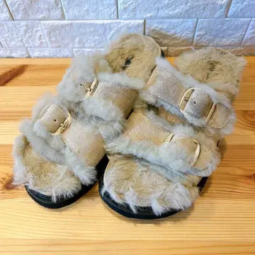 MOHI 모히 퍼 샌들 무스탕 샌들 더블 버클 베이지