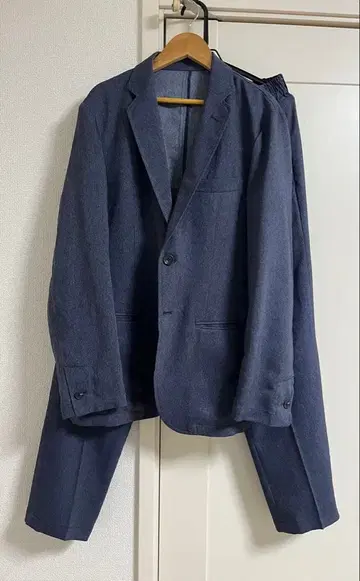 새상품급 Tokyo Run 네이비 캐주얼 수트