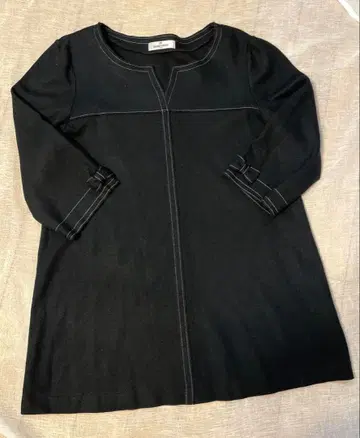 갤러리 비스콘티 블랙 튜닉