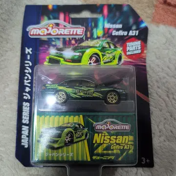 마조레트 닛산 세피로 A31 미니카