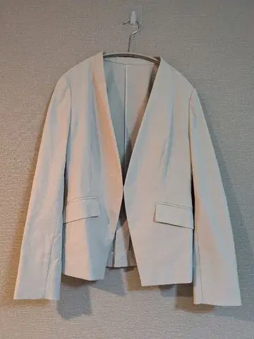 그린 라벨 릴랙싱 V넥 자켓 베이지