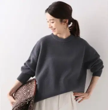 IENA AQUA 크루넥 니트