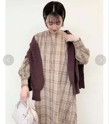 아이템즈 어반 리서치 새상품급 체크 원피스 스키퍼 KBF