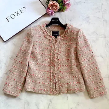 새상품급 폭시 최근 정가 13만 트위드 노카라 자켓 샌드 멀티