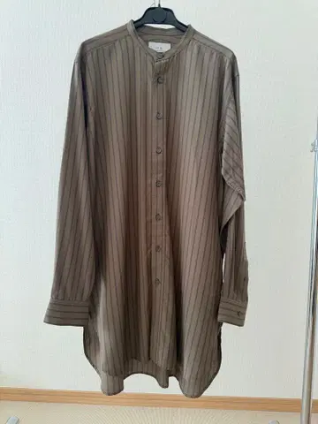 MB 아이템 스트라이프 셔츠