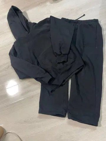 GU 헤비 웨이트 맨투맨 후드티 팬츠 스테디셀러 세트