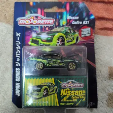 마조레트 닛산 세피로 A31 미니카