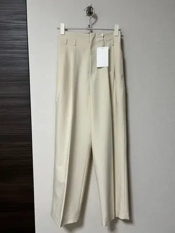 아메리 택 포함 새상품 스트레이트 팬츠