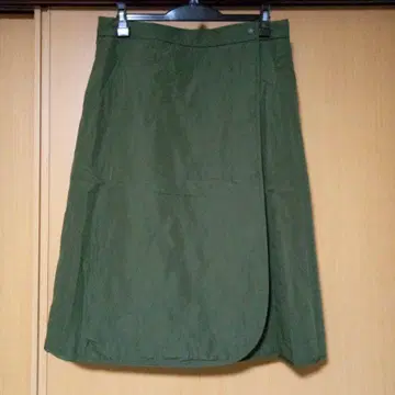 [ 새상품 ] UNIQLO 방풍 웜 이지 스커트 XL 올리브