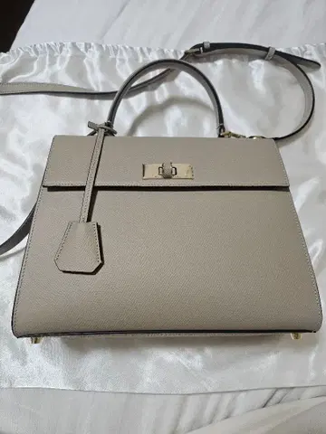 보나벤츄라 비토리아 탑 핸들백 스몰 노빌레 가죽