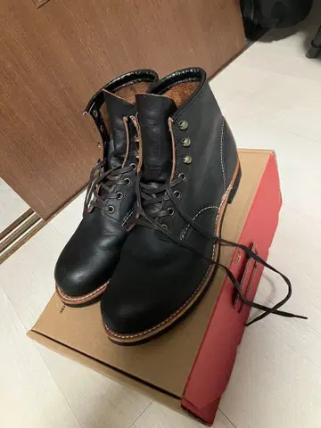 레드윙 블랙스미스 차심 박스 있음 27.5cm