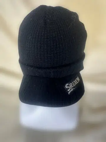Srixon 블랙 니트 모자 챙 부착 지금 계절에 딱