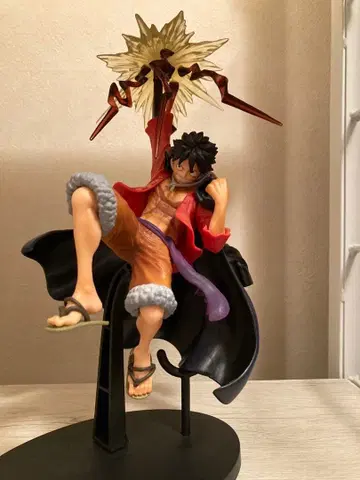 원피스 루피 피규어