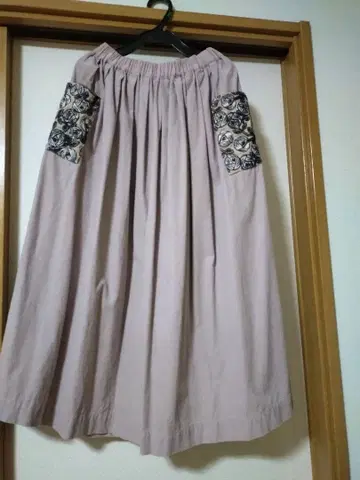 미나 페르호넨 핸드메이드 개더 스커트