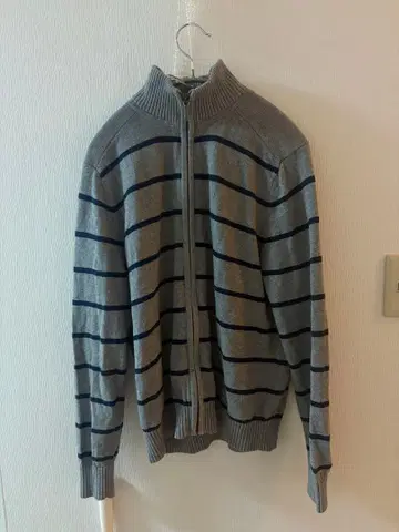 Tommyhilfiger 스트라이프 니트 스웨터