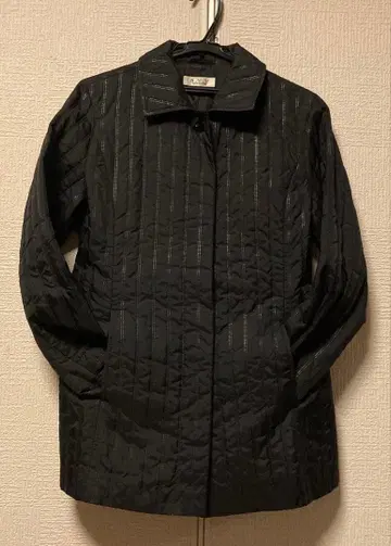 이토킨 스트라이프 무늬 퀼팅 자켓