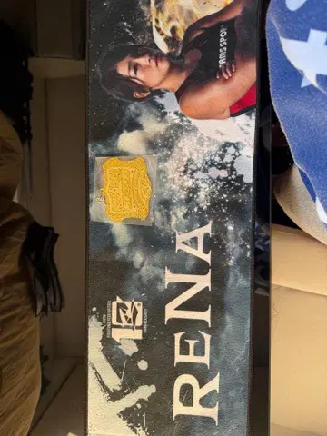 RENA 선수 그래픽 디자인