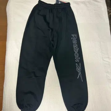 새상품 Reebok 로고 맨투맨 팬츠 M