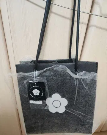 새상품 말리크와 x 아즈르 콜라보 백