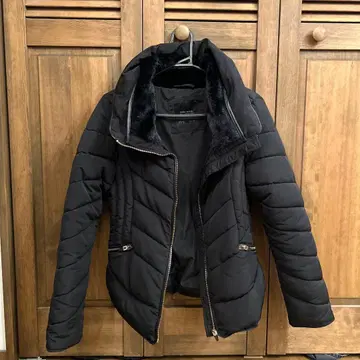 ZARA 블랙 퀼팅 다운 자켓