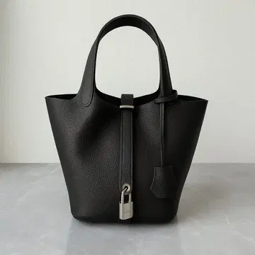 천연 가죽 고급 큐브 백 버킷 백 블랙 핸드백 럭셔리 pm