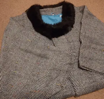 헤링본 무늬 퍼 포함 일본 의류 코트