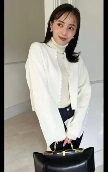 아뉴앙스 펄 가디건 니트 화이트 벌스데이 바쉬